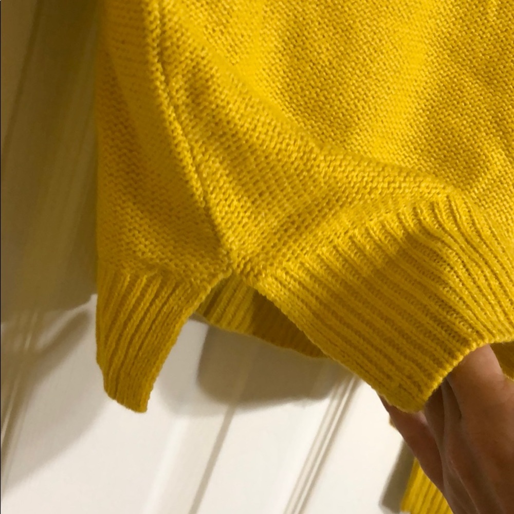 Yellow Sweater - Picture 3 of 3